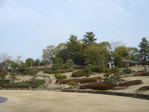小丸山