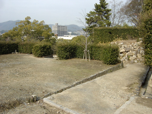 南側から見た西坂口門跡