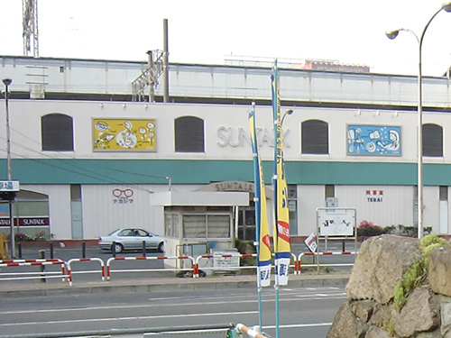 東門